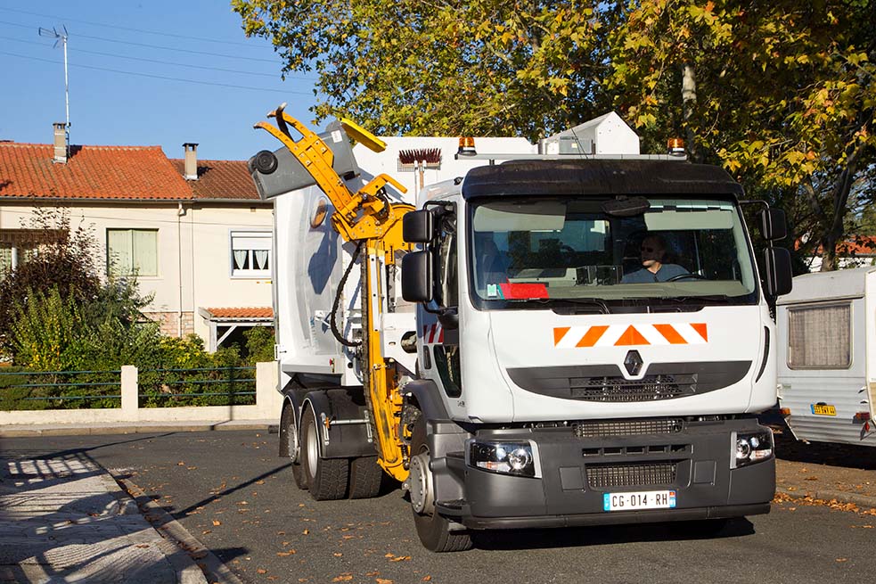 Photo Laurent Frézouls - Camion de collecte